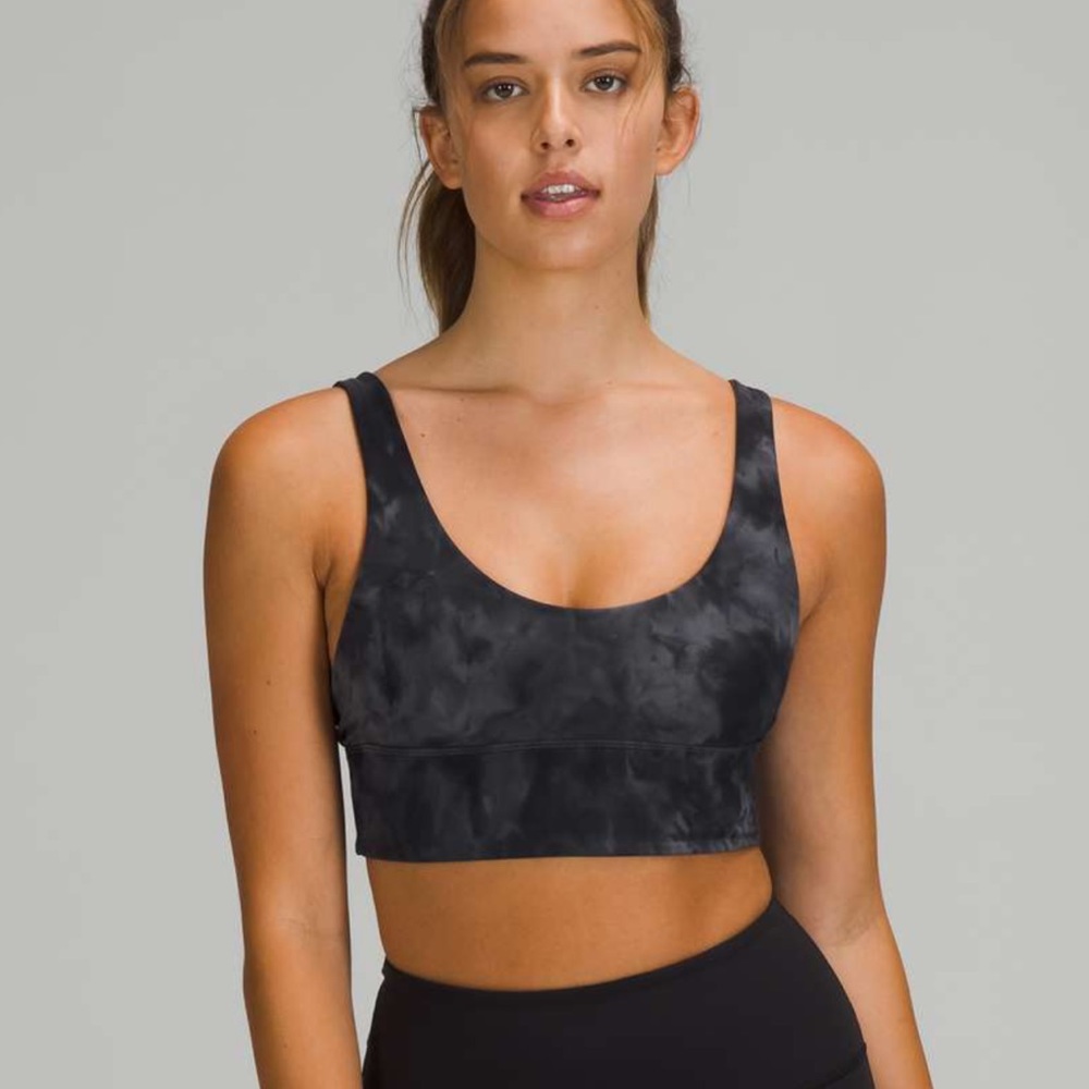 EUC Lululemon Align reversible bra size 6